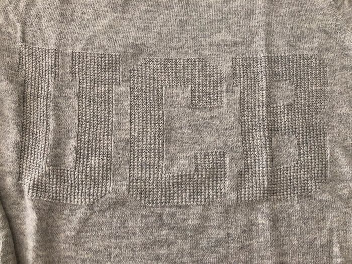 Pull Benetton 8/9 ans - photo numéro 2