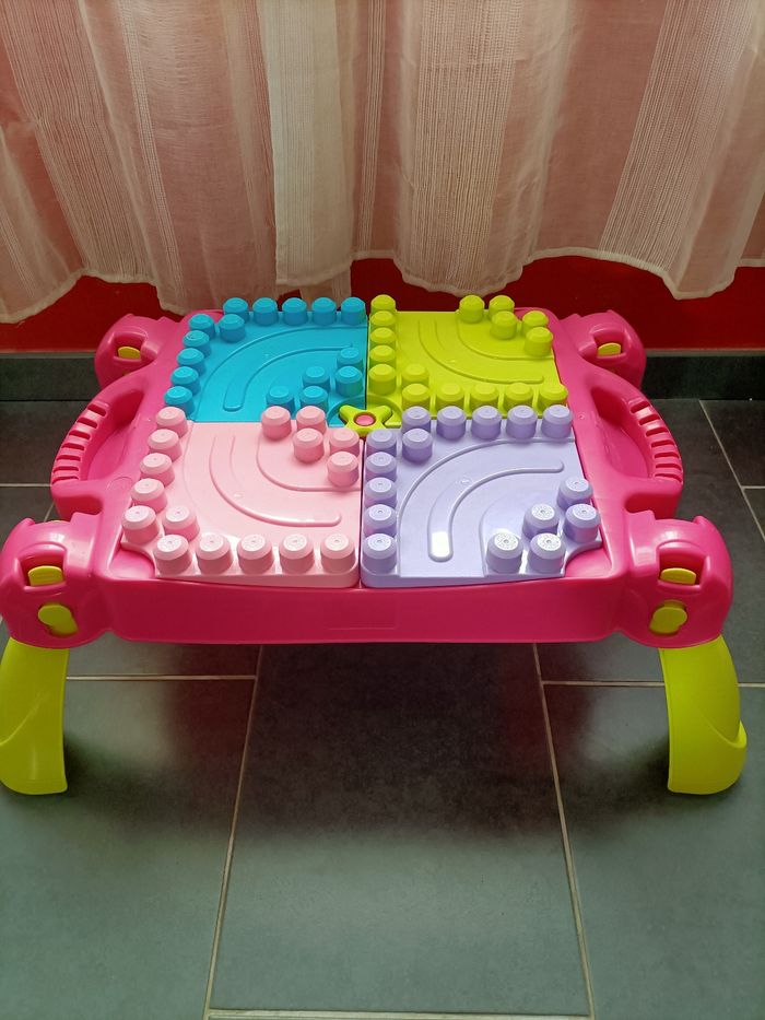 Table pliante princesse mega Bloks - photo numéro 3