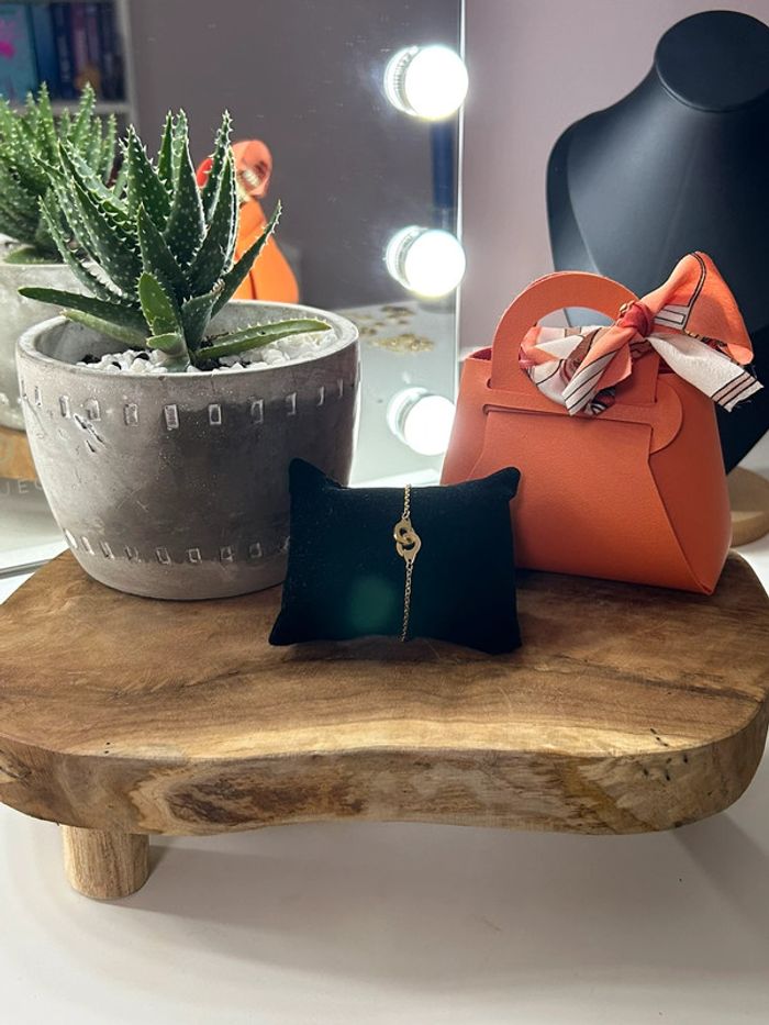 Bracelet cheville menotte