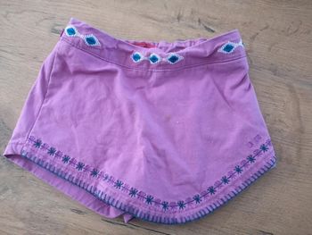 Jupe short rose 2 ans