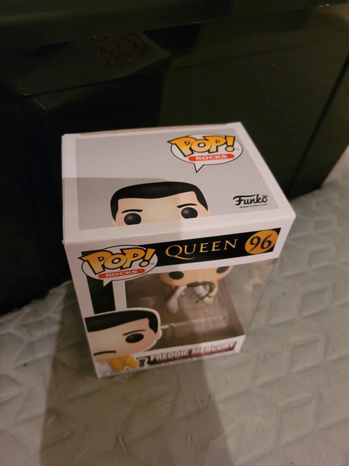 Pop funko rock  freddy mercury  queen numero 96 - photo numéro 2