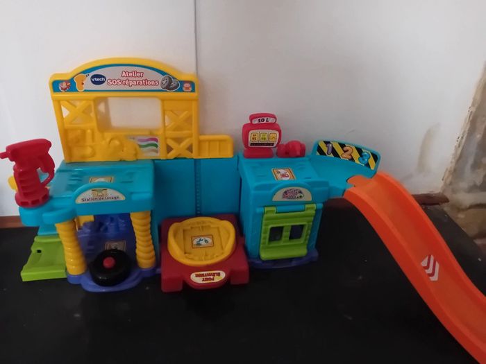 Atelier réparation tut tut bolide