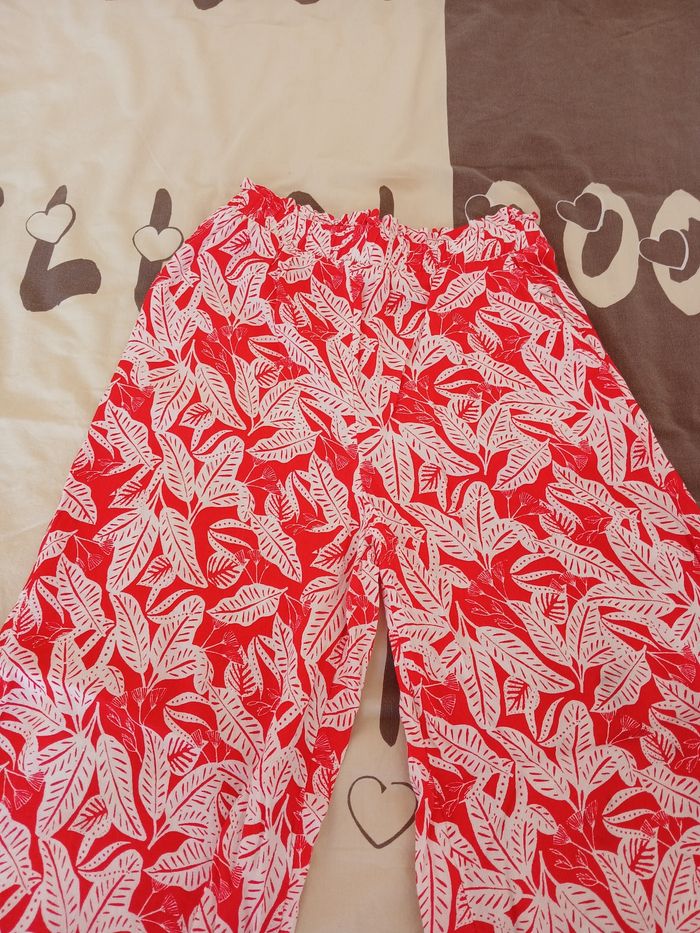 Pantalon fille été "Kiabi" 10 ans. - photo numéro 2