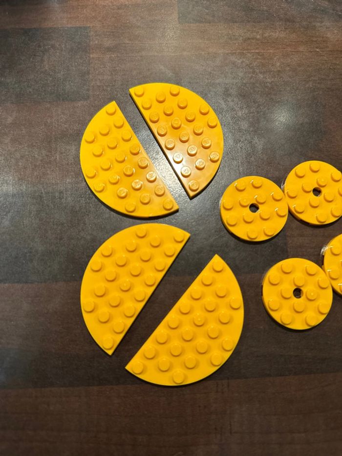 8 pièces lego couleur Bright Light Orange ( ref dans l’annonce) - photo numéro 2