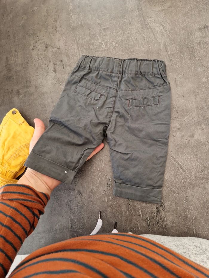 Pantalon 1 mois - photo numéro 3