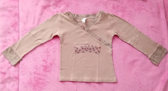 T-shirt taille 5 ans en très bon état - photo numéro 3