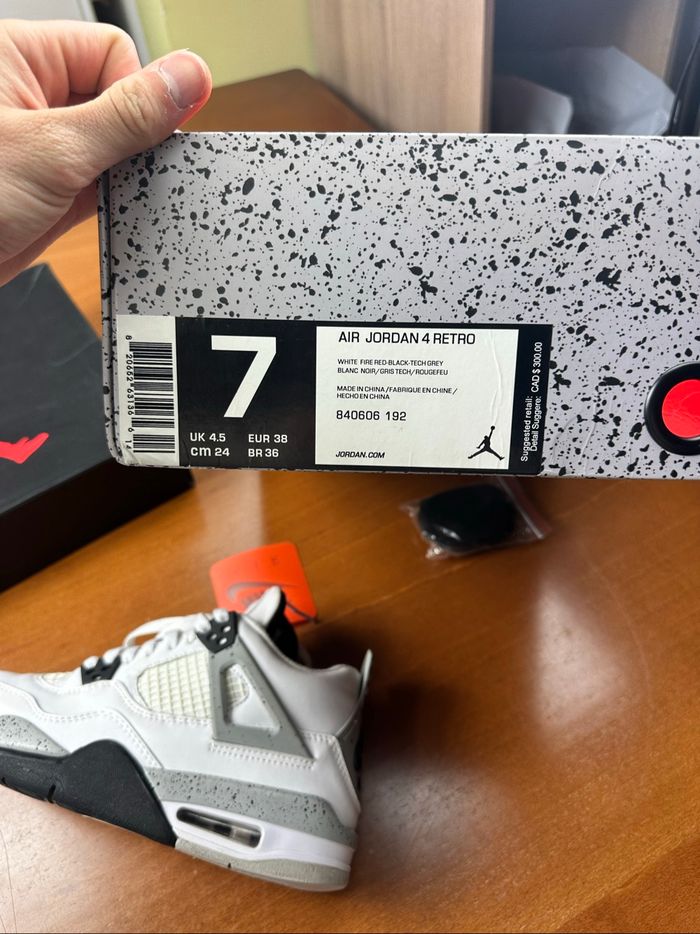 Jordan 4 black cément taille 38 - photo numéro 6