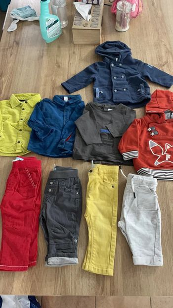 Lot de 11 vêtements Obaibi en 6 mois