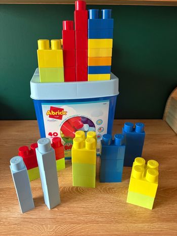 Briques premier âge abrick