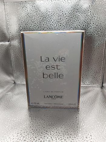 La vie est belle Parfum