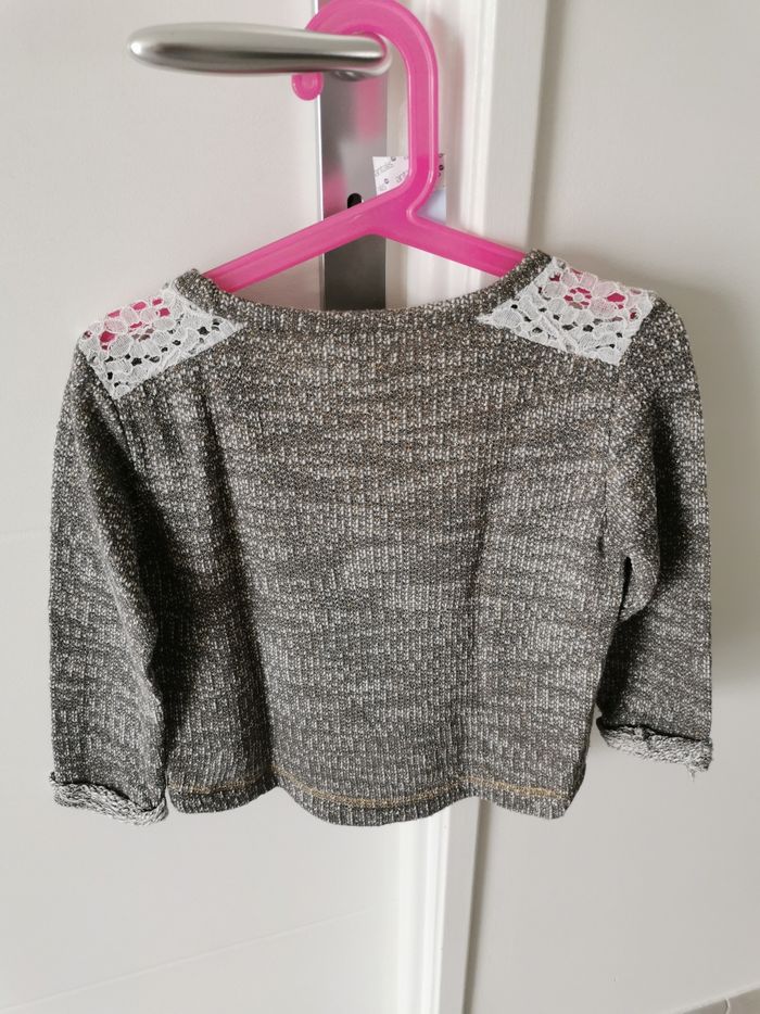 Pull fille 4ans - photo numéro 2