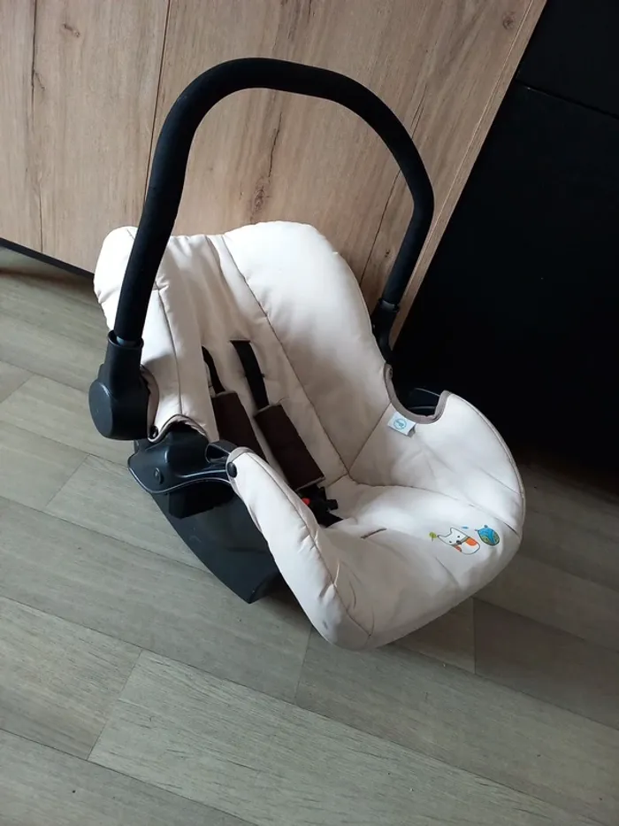 Cosy siège auto bébé - photo numéro 3