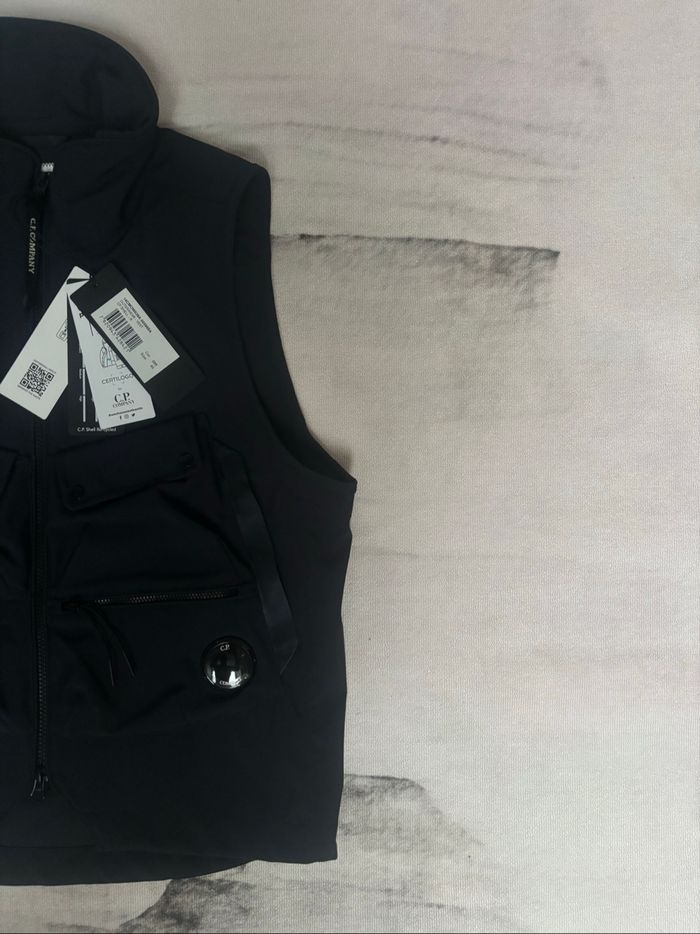 Veste sans manche C.P Company bleu marine taille S/46 - photo numéro 3
