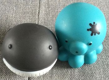 Lot de 2 jouets de bain