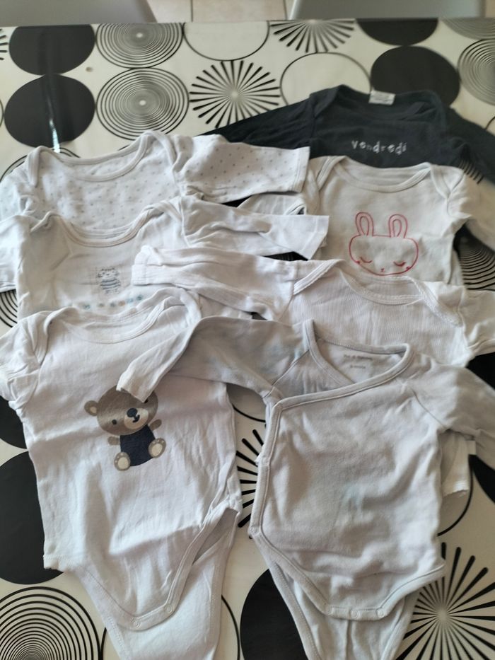 Vêtements 6 mois garçon - photo numéro 9