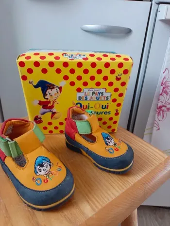 "oui oui" pointure 18 tbe