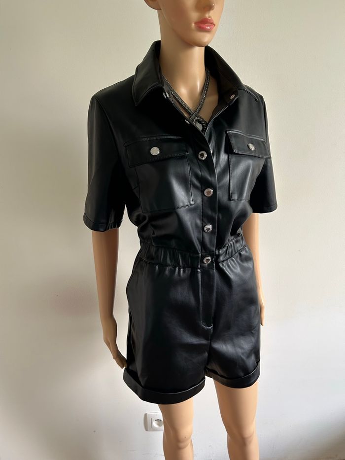 Combishort noir neuf en simili cuir Morgan taille 40 (valeur 75€) - photo numéro 2