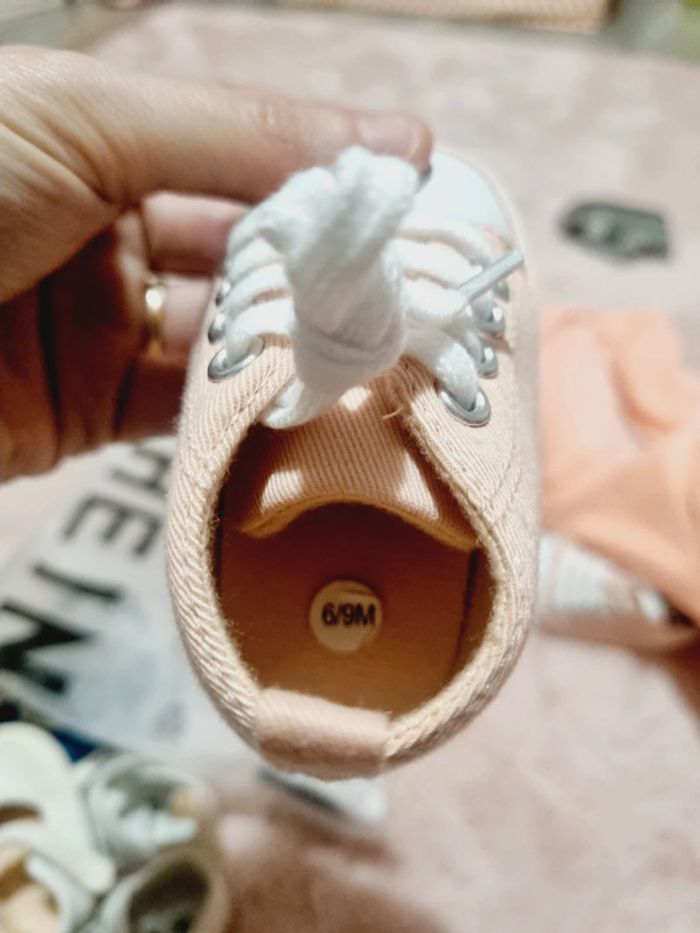 Chaussures neuves - 6-9mois - kiabi - photo numéro 2