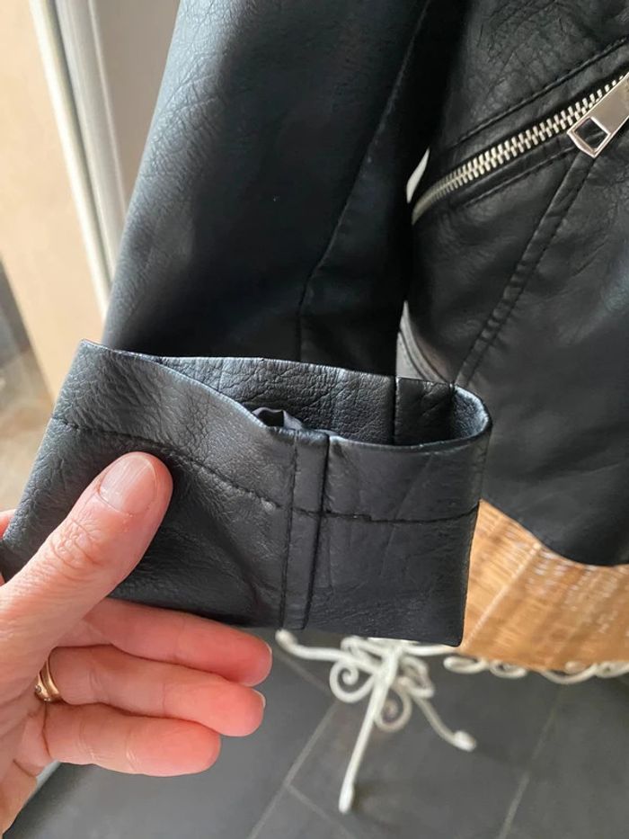 Perfecto noir en simili cuir Primark taille 32 - photo numéro 9