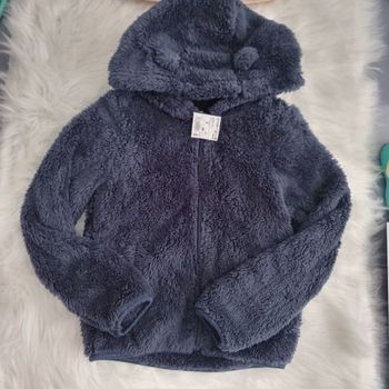 Neuve⚘️⚘️⚘️ veste zippée 8 ans fille ⚘️⚘️⚘️