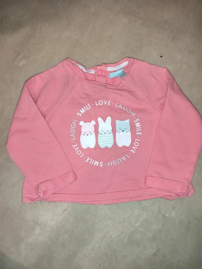 Sweat rose taille 18 mois marque obaibi