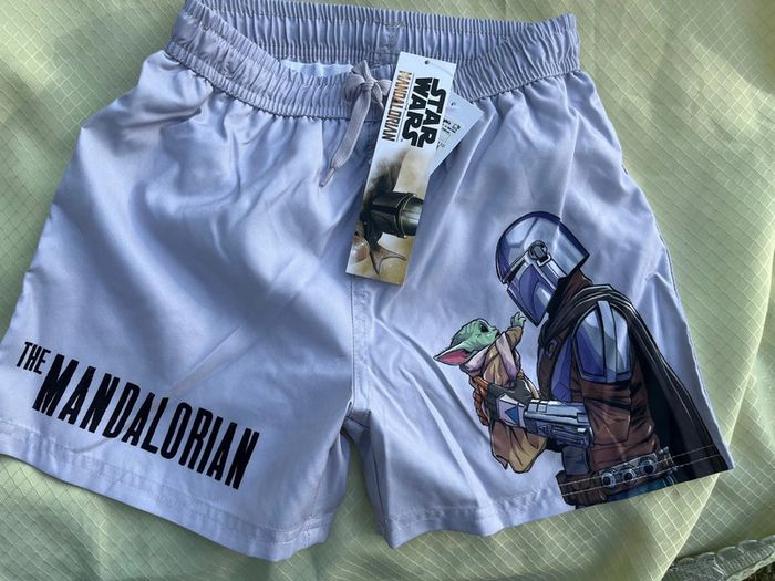Short de bain star wars taille 9/10 ans