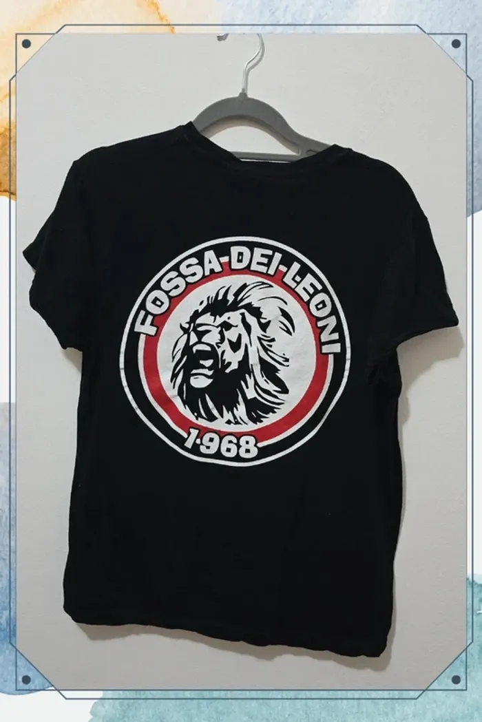 T-shirt noir : Lion's Den 1968 - photo numéro 2