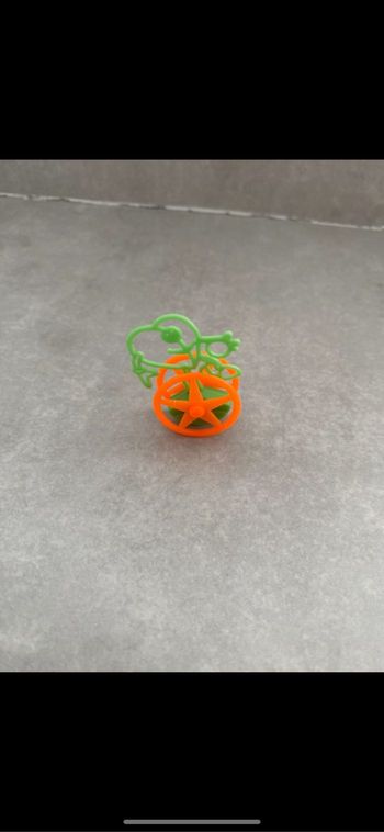 Petit jouet qui roule