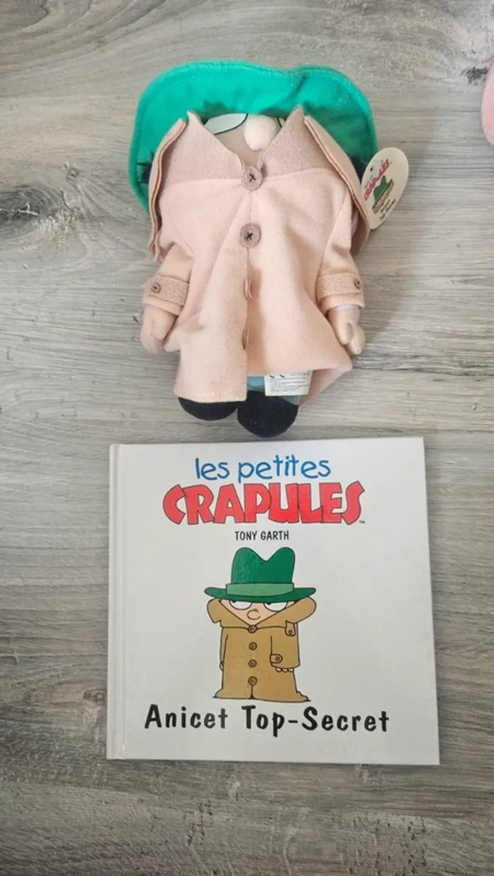 Livre anicet top secret les petites crapules + peluche