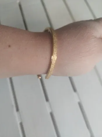 Bracelet doré Ailoria