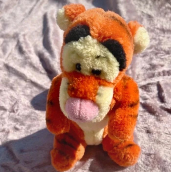 🧡Peluche Tigrou - Très bon état environ 15 cm 🧡 - photo numéro 3