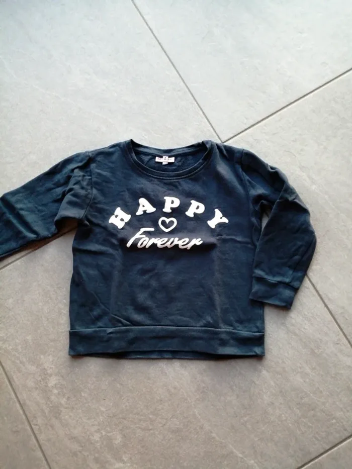 Pull fille 8 ans