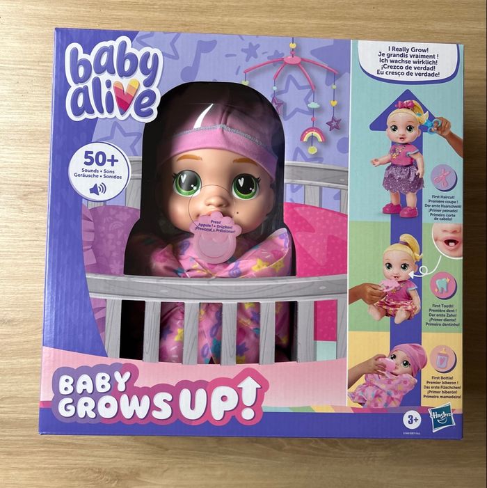 Poupée bébé Alive