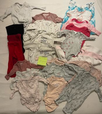 Lot 85 vêtements 0-1-3-6-9 mois