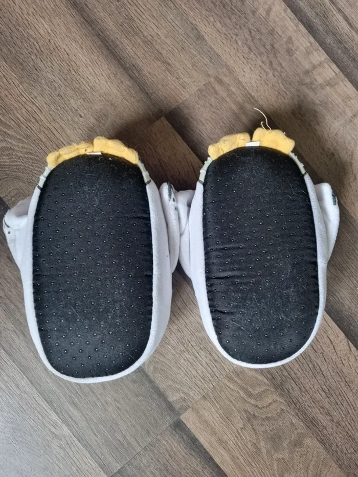 Chaussons Hedwige Harry Potter. Taille 31 / 32. BE - photo numéro 2