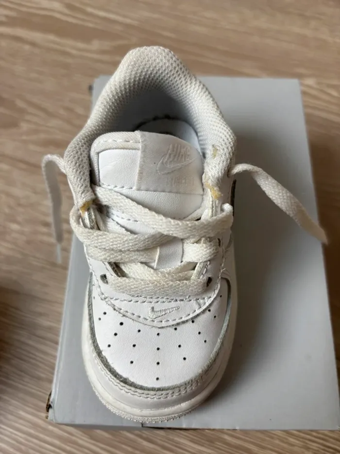 Nike force 1 bébé taille 21 - photo numéro 6