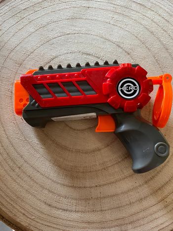 Pistolet nerf