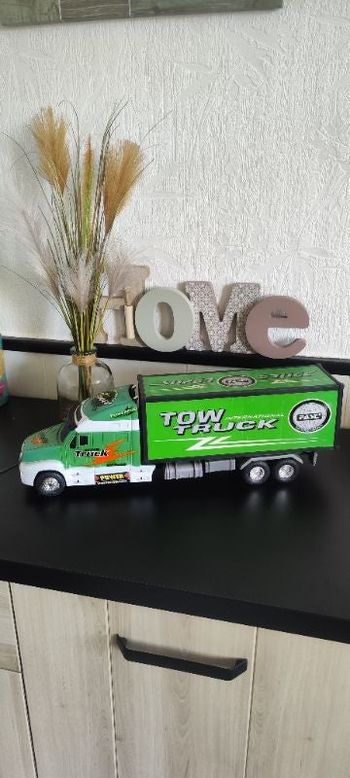 Très grand camion à friction 53cm
