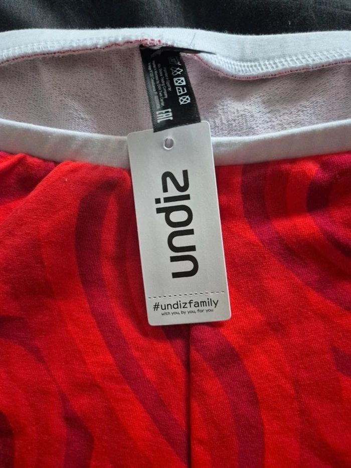 Short et haut court neufs undiz taille S - photo numéro 2