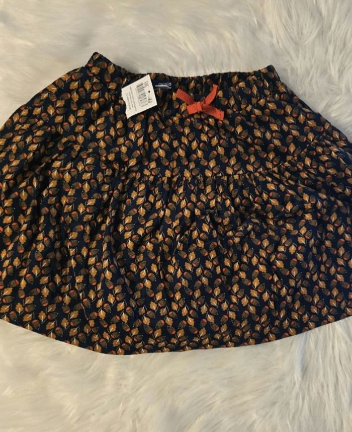 Neuve (non portée) 🤩😍  🏷superbe jupe velours 10 ans fille 😍🤩🩷