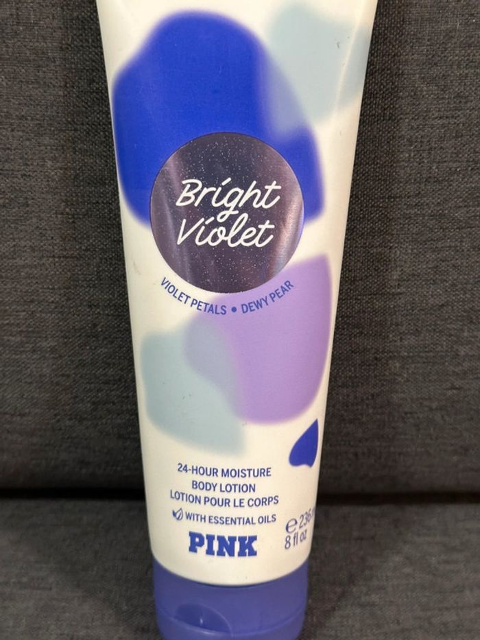 Lait hydratant - Pink Victoria’s Secret -Bright Violet - Fruits - Corps 236ML Neuf - photo numéro 2