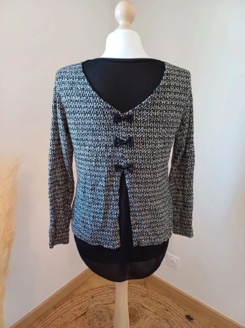 Pull gris léger avec nœuds au dos taille S 36