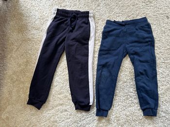 Lot de 2 jogging • 4/5 ans • H&M / Primark