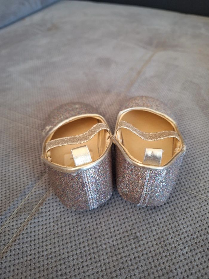 Chaussures bébé - photo numéro 3