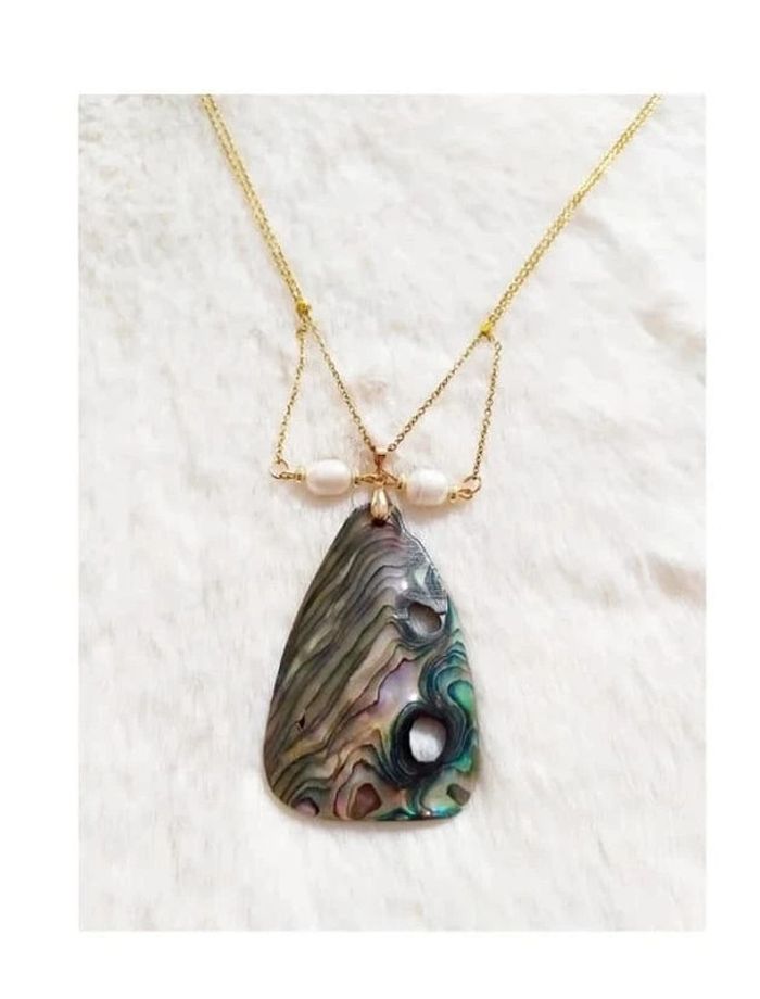 Collier sautoir en nacre véritable avec perles d'eau douce