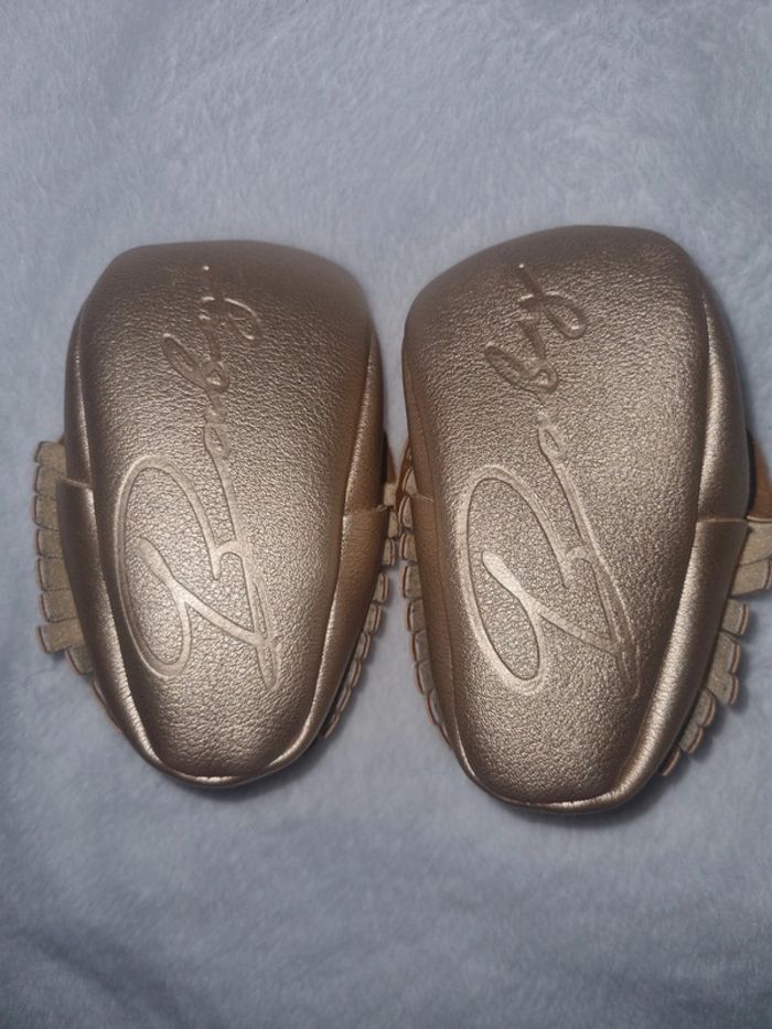 Chaussure - photo numéro 3