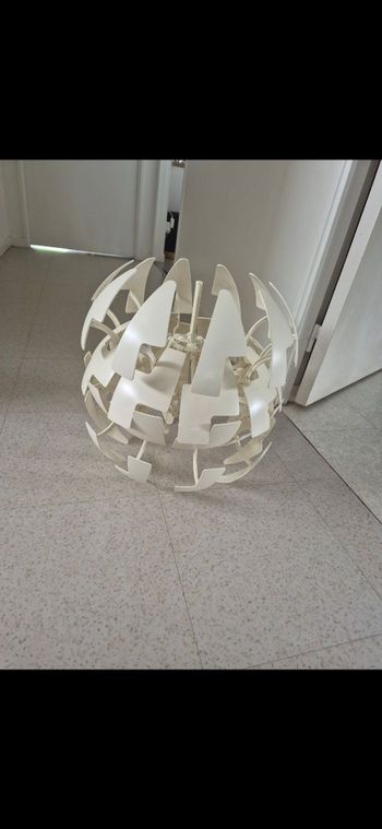 Lustre presque neuf 