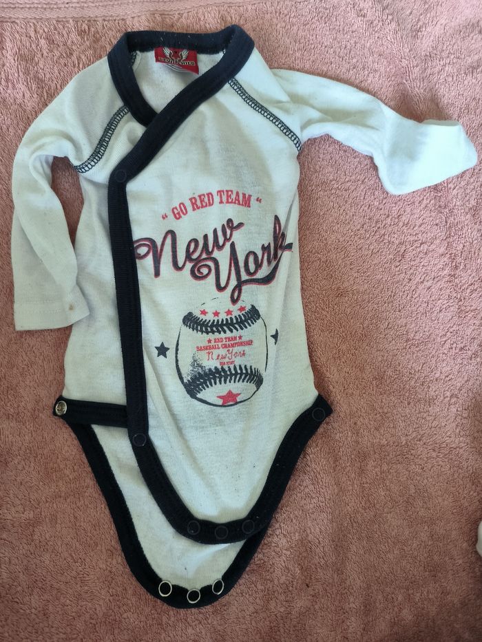 Lot 3 pyjamas 3 bodies 3mois - photo numéro 5