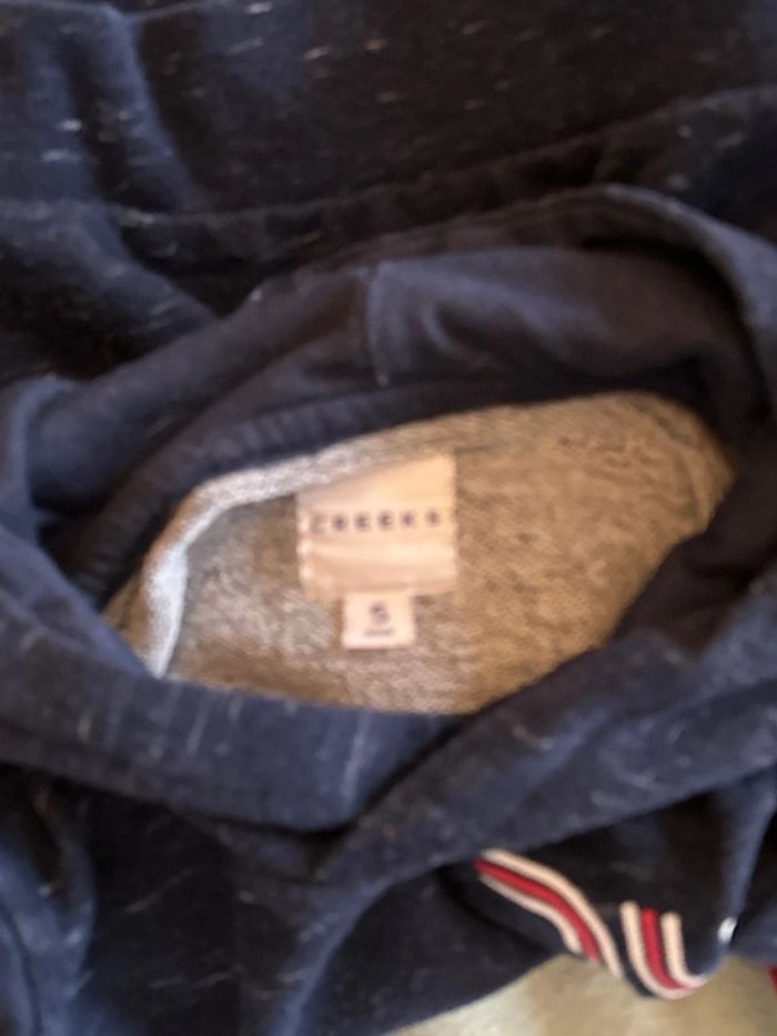 Pull à capuche taille 5 ans - photo numéro 3