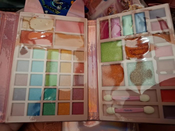 Palette maquillage - photo numéro 3